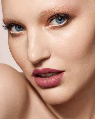 Stunna Lip Paint Longwear Fluid Lip Color — RiRi