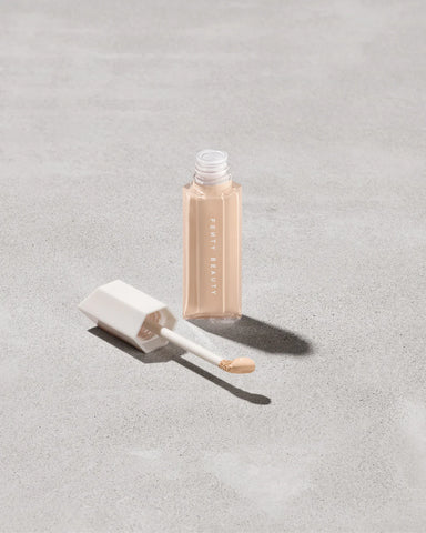 We're Even Hydrating Longwear Concealer — 160W