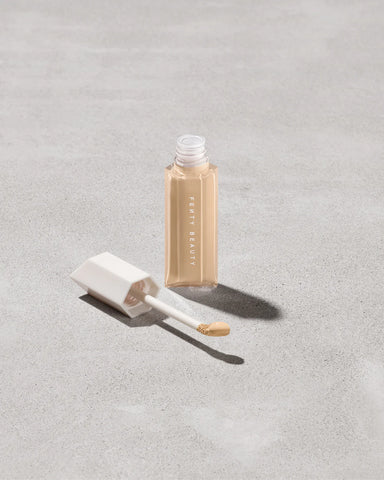 We're Even Hydrating Longwear Concealer — 210W
