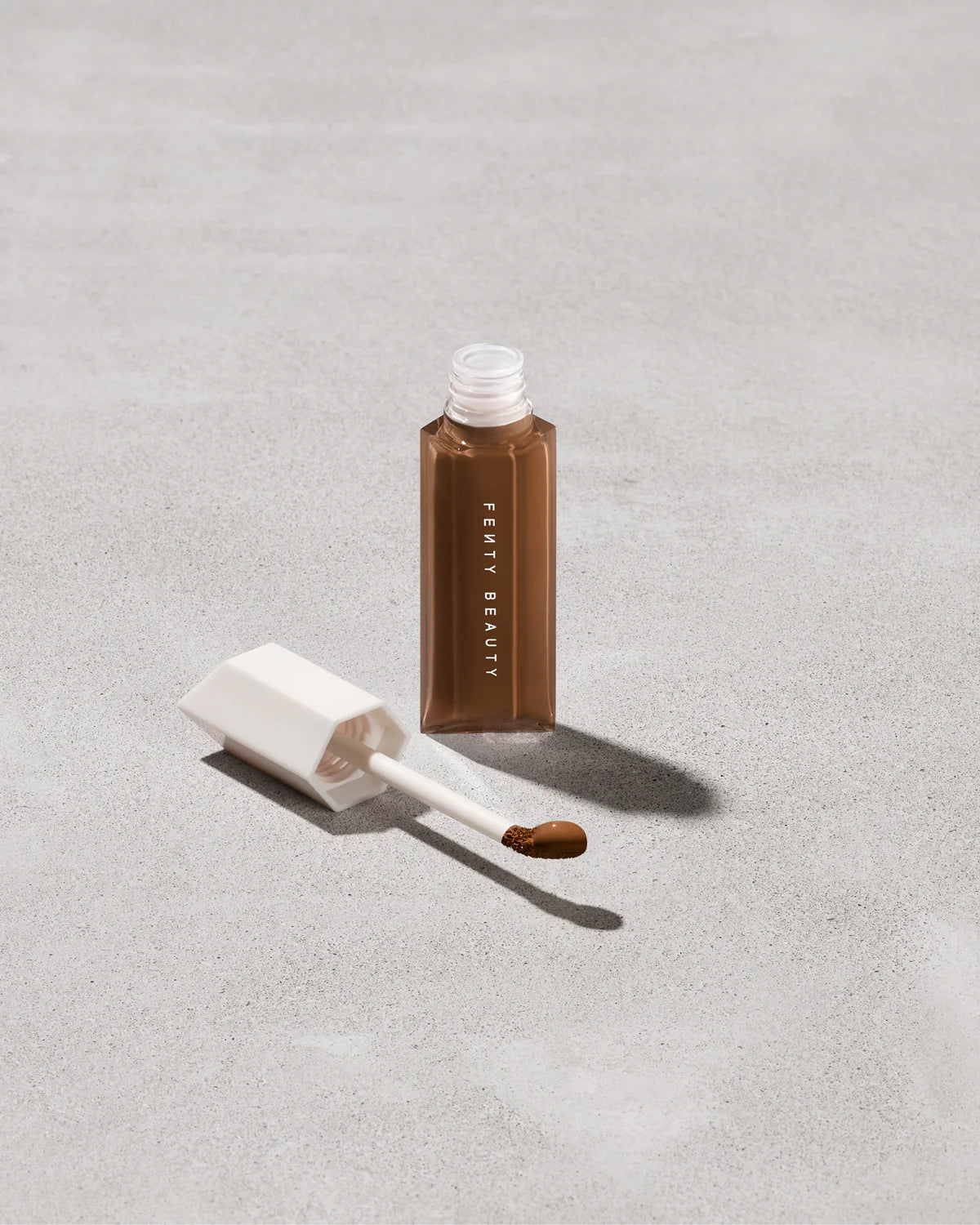 We're Even Hydrating Longwear Concealer — 480N